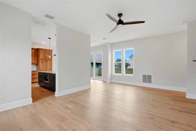 2540 1ST AVENUE N, St Petersburg, FL 33713