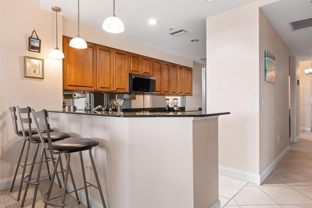 610 RIVIERA DUNES WAY 307, Palmetto, FL 34221