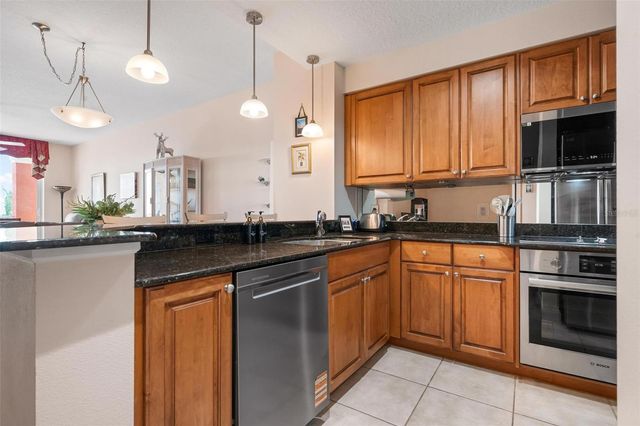 610 RIVIERA DUNES WAY 307, Palmetto, FL 34221