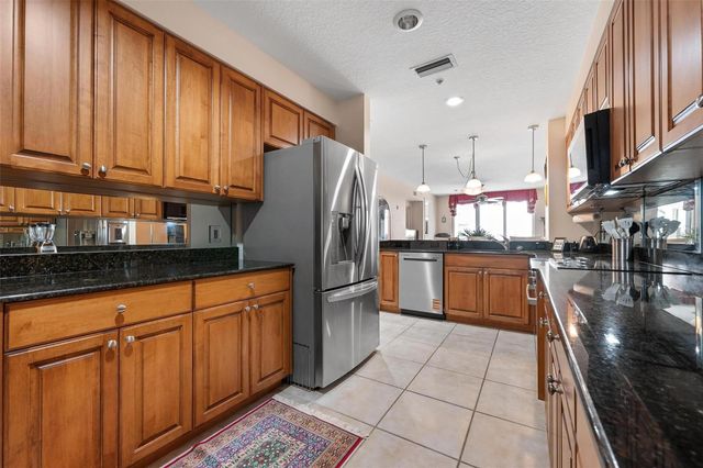 610 RIVIERA DUNES WAY 307, Palmetto, FL 34221