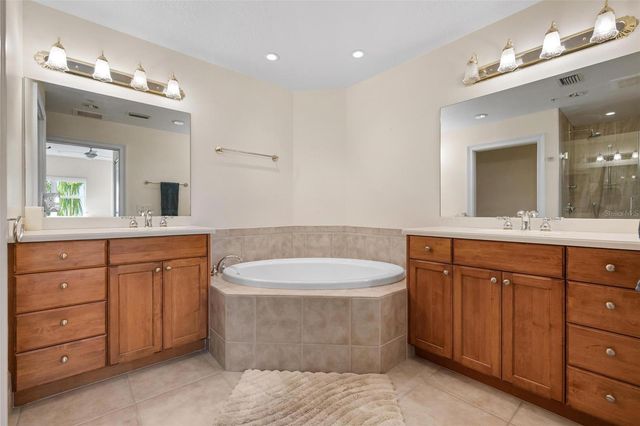 610 RIVIERA DUNES WAY 307, Palmetto, FL 34221