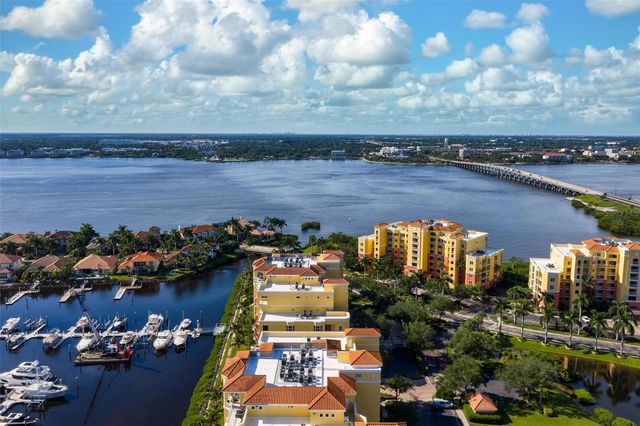 610 RIVIERA DUNES WAY 307, Palmetto, FL 34221