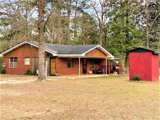 480 Ivanhoe Drive W, Woodville, TX 75979