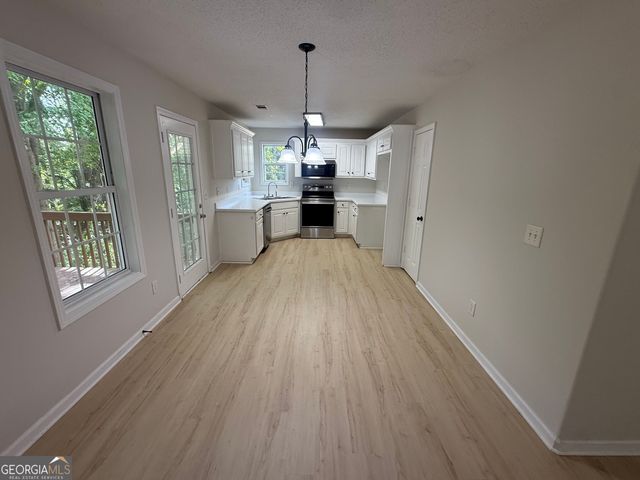 637 Skyland Drive, Winder, GA 30680