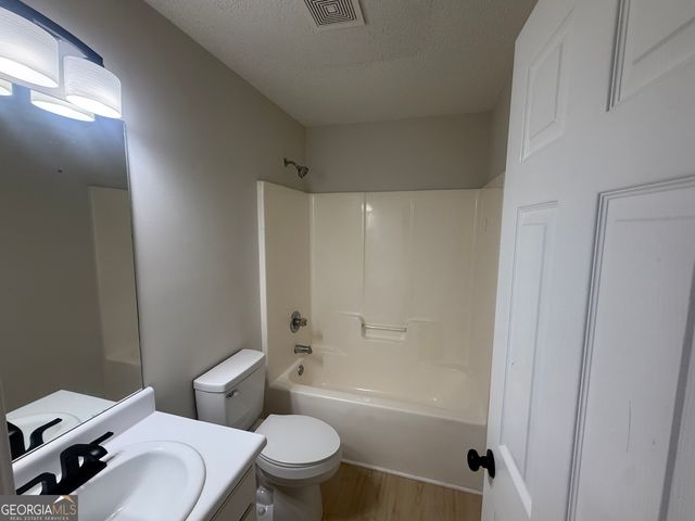 637 Skyland Drive, Winder, GA 30680