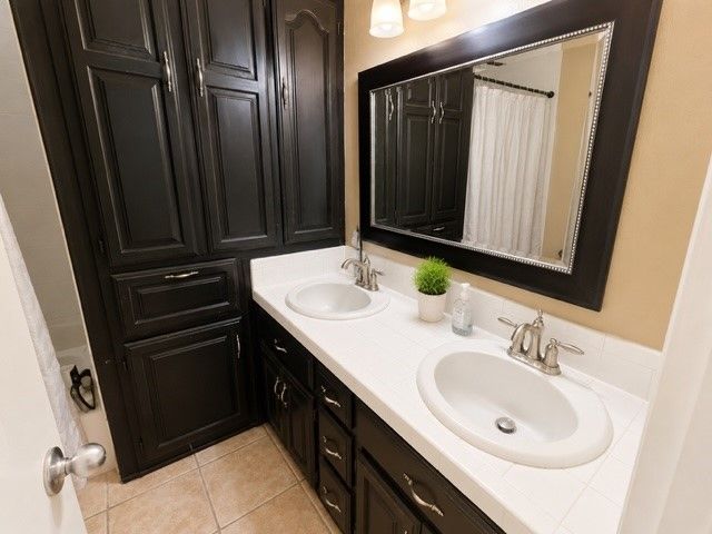 1817 County Road 3327, Greenville, TX 75402