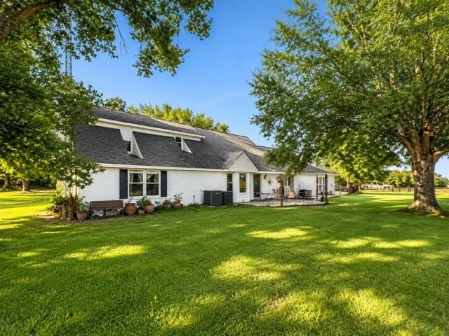 1817 County Road 3327, Greenville, TX 75402