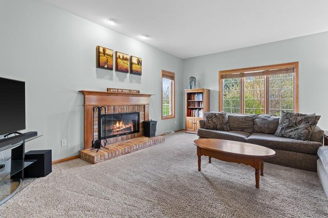 N64W27266 Maple STREET, Sussex, WI 53089
