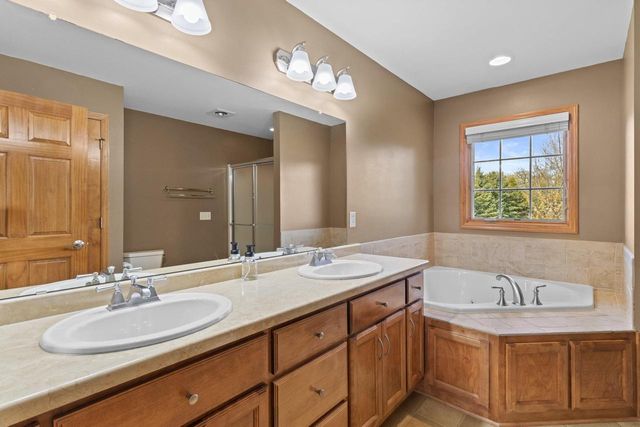 N64W27266 Maple STREET, Sussex, WI 53089