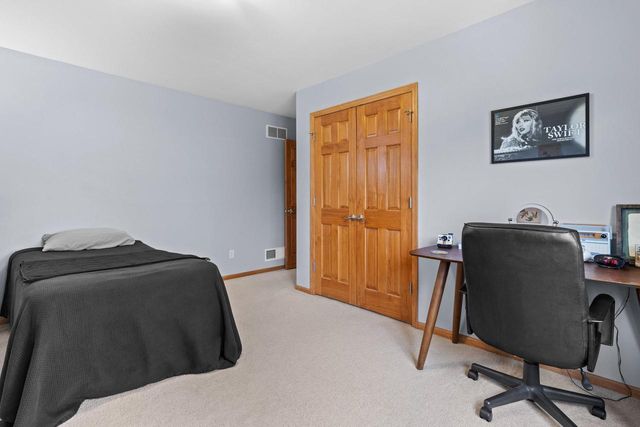 N64W27266 Maple STREET, Sussex, WI 53089
