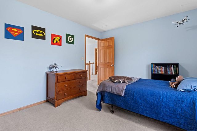 N64W27266 Maple STREET, Sussex, WI 53089