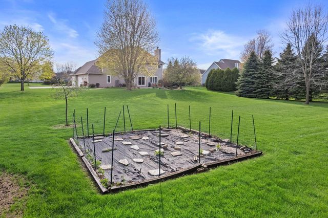 N64W27266 Maple STREET, Sussex, WI 53089