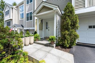 75 Park Rd Extension, Goldens Bridge, NY 10526