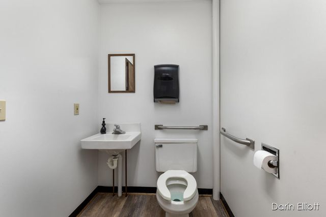 2389 N State Road, Ionia, MI 48846