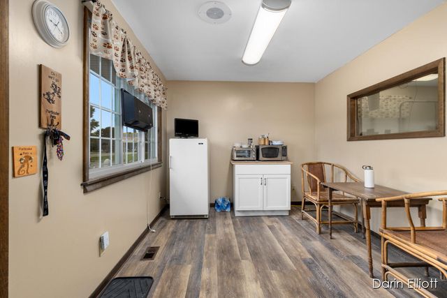 2389 N State Road, Ionia, MI 48846