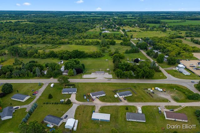 2389 N State Road, Ionia, MI 48846