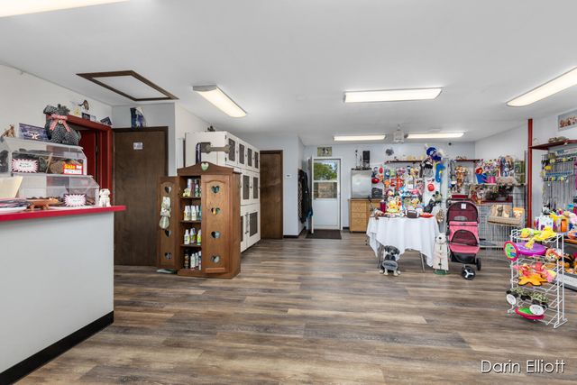 2389 N State Road, Ionia, MI 48846