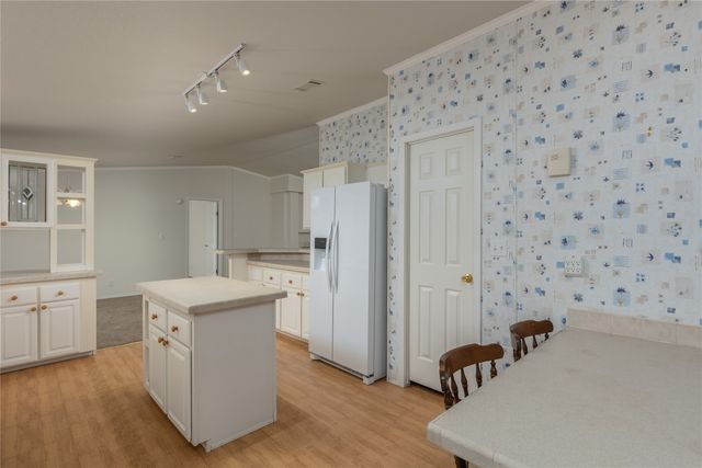 156 Northwoods Court, Azle, TX 76020