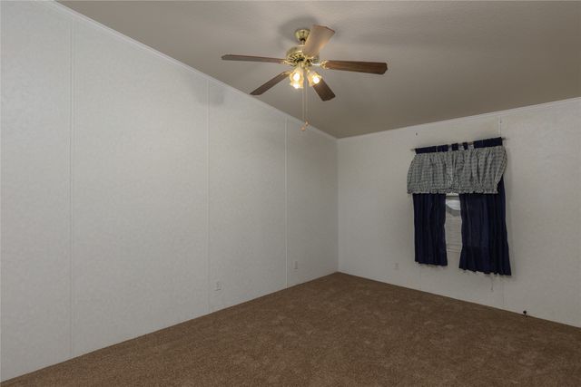 156 Northwoods Court, Azle, TX 76020