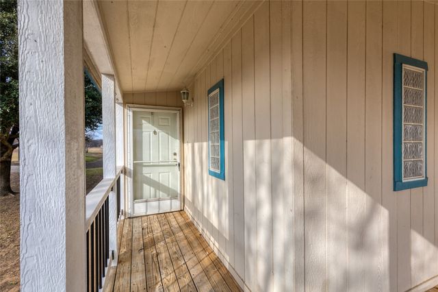 156 Northwoods Court, Azle, TX 76020