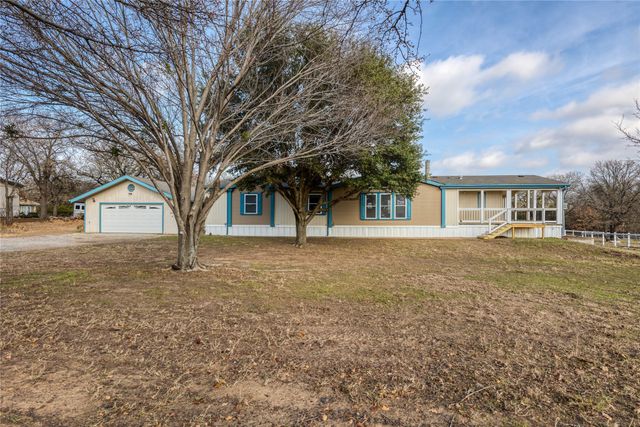156 Northwoods Court, Azle, TX 76020