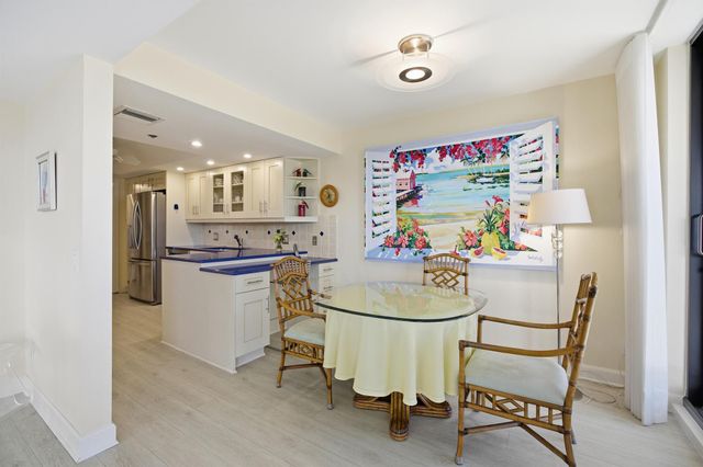 50 Beach Road 203, Tequesta, FL 33469