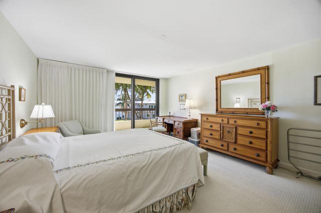 50 Beach Road 203, Tequesta, FL 33469