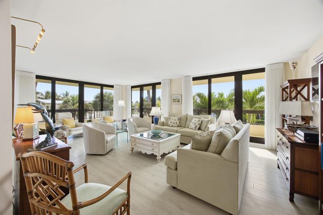 50 Beach Road 203, Tequesta, FL 33469