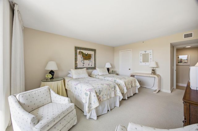 50 Beach Road 203, Tequesta, FL 33469