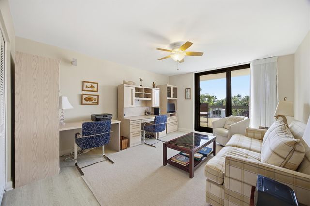 50 Beach Road 203, Tequesta, FL 33469