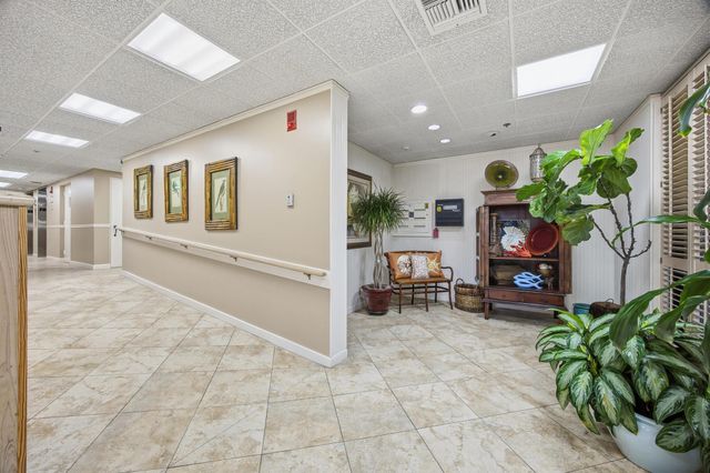 50 Beach Road 203, Tequesta, FL 33469