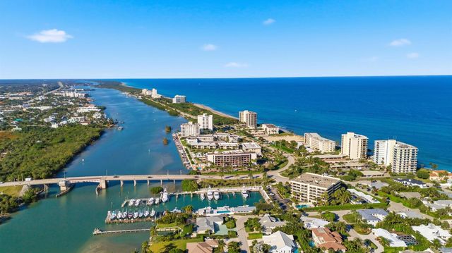 50 Beach Road 203, Tequesta, FL 33469