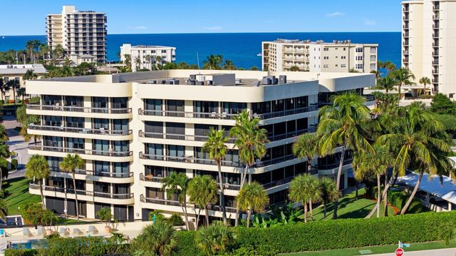 50 Beach Road 203, Tequesta, FL 33469