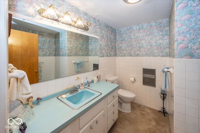 7838 W US Highway 52, New Palestine, IN 46163