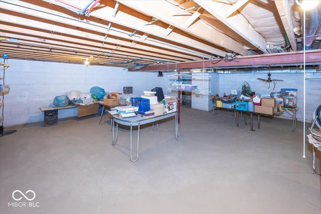 7838 W US Highway 52, New Palestine, IN 46163