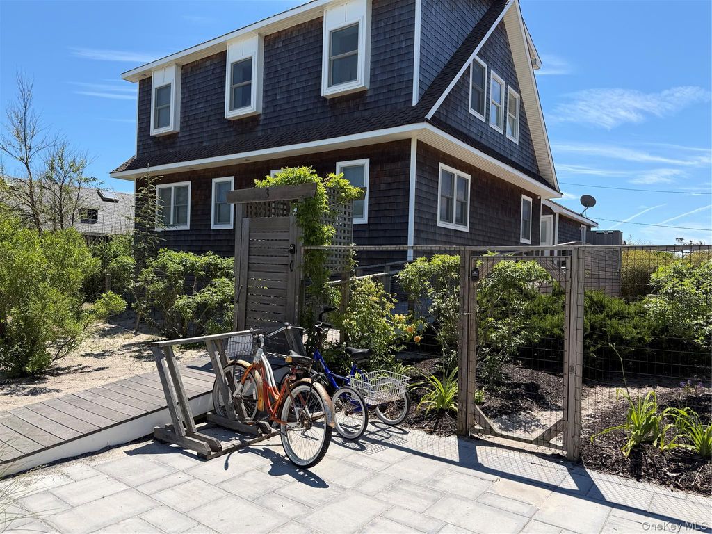 3 Erie Street, Ocean Bay Park, NY 11770