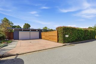 1936 Ticonderoga Drive, San Mateo, CA 94402