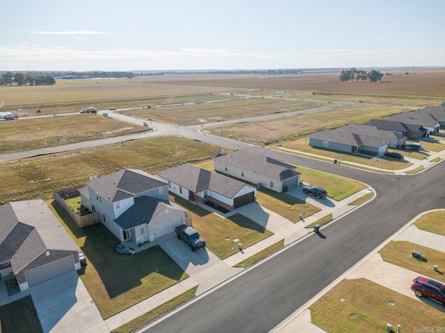 5710 Pope St, Jonesboro, AR 72404
