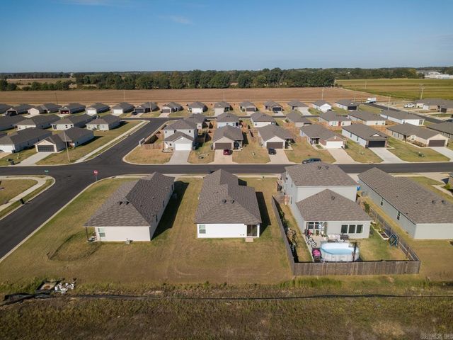 5710 Pope St, Jonesboro, AR 72404