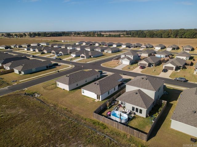 5710 Pope St, Jonesboro, AR 72404