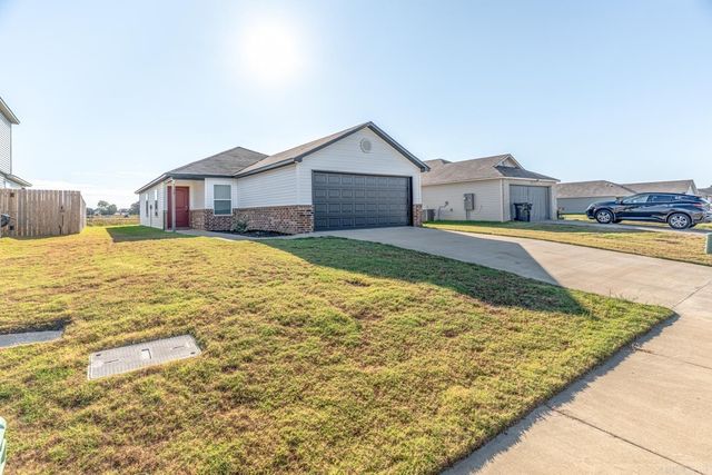 5710 Pope St, Jonesboro, AR 72404