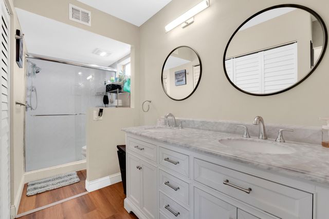 6679 SW 41st Court 1, Davie, FL 33314