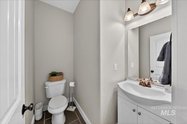 1826 N Henderson Ave, Meridian, ID 83646