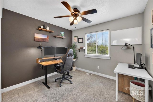 1826 N Henderson Ave, Meridian, ID 83646