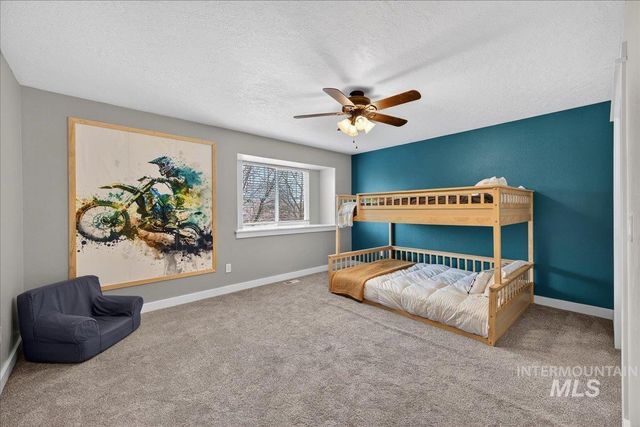 1826 N Henderson Ave, Meridian, ID 83646