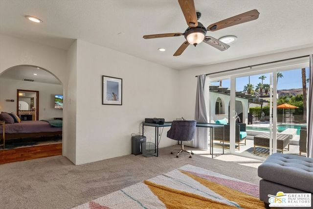 1955 S Yucca Place, Palm Springs, CA 92264