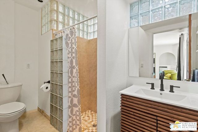 1955 S Yucca Place, Palm Springs, CA 92264