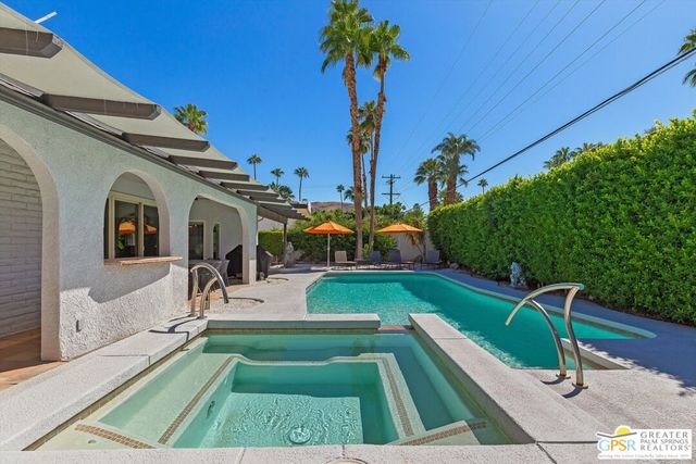 1955 S Yucca Place, Palm Springs, CA 92264