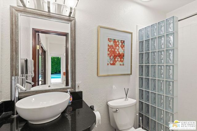 1955 S Yucca Place, Palm Springs, CA 92264