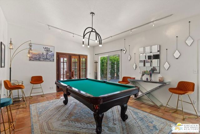 1955 S Yucca Place, Palm Springs, CA 92264